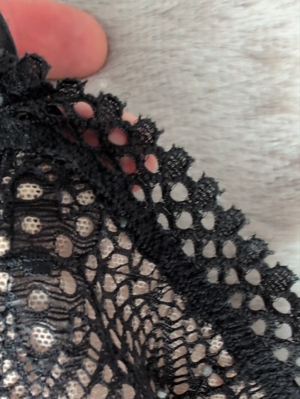 Victoria's Secret Black Lace Triangle Bralette - Picture 14 of 15